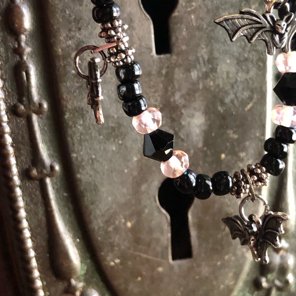 Bat Charm bracelet - Picture 5 of 6